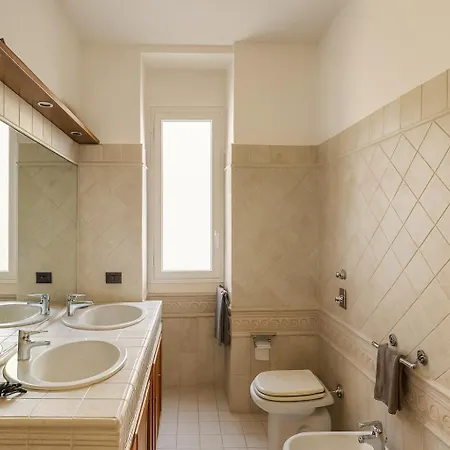 Milanrentals - Jolanda Apartament *